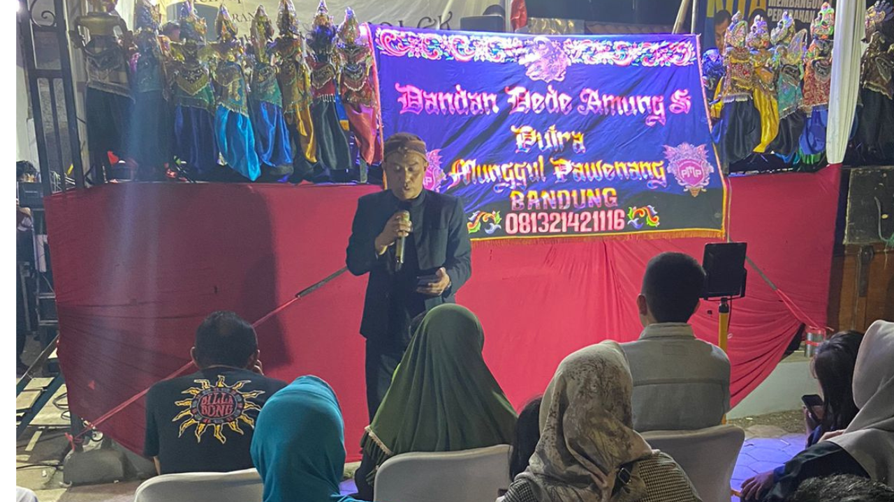 Lestarikan Budaya! Ratusan Warga Bandung Padati Pagelaran Wayang Golek di Rumah Kita Holis 147, Upaya Pelestarian Budaya Sunda