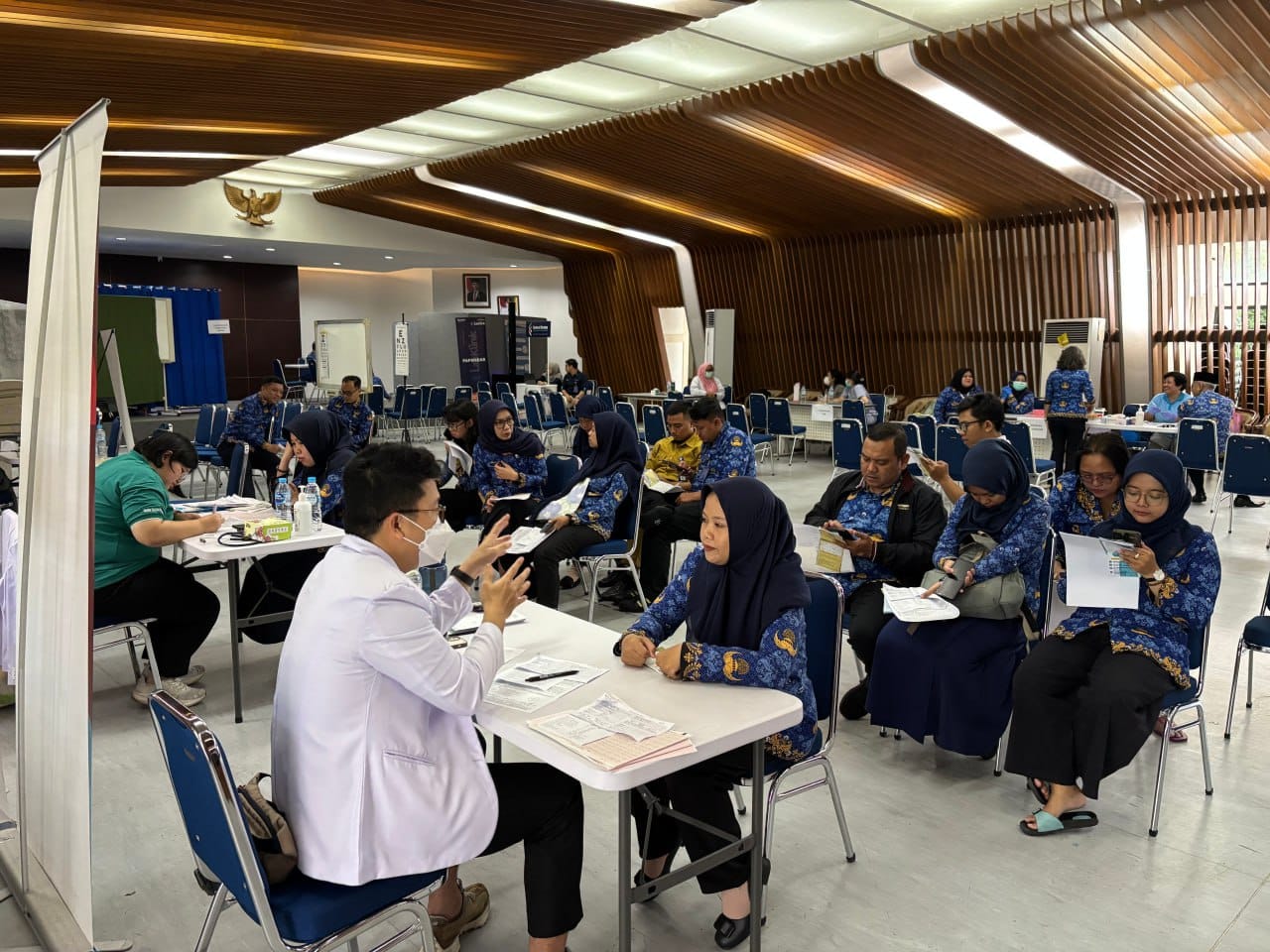 Warga Bandung Wajib Tahu! Ini 7 Program Unggulan Pemkot Bandung 2025 yang Bisa Ubah Hidupmu! Warga Bandung Wajib Tahu! Ini 7 Program Unggulan Pemkot Bandung 2025 yang Bisa Ubah Hidupmu!