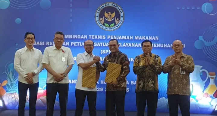 2.000 Karyawan Dapur Ikuti Bimtek Penjamah Makanan 2025 2.000 Karyawan Dapur Ikuti Bimtek Penjamah Makanan 2025