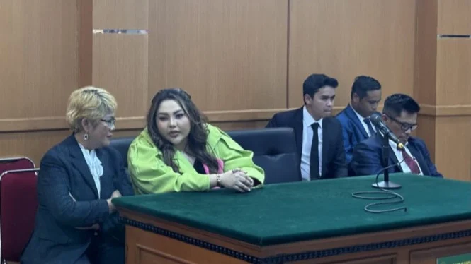 Sidang Gugatan Lisa Mariana: 5 Fakta Terbaru di PN Bandung Sidang Gugatan Lisa Mariana: 5 Fakta Terbaru di PN Bandung