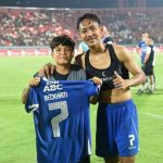 Demi Persahabatan, Beckham Putra Rela Gajinya Dipotong Karena Tukar Jersey!