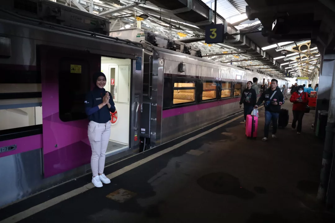 KAI Daop 2 Bandung Tawarkan Diskon untuk 9 Rangkaian Kereta KAI Daop 2 Bandung Tawarkan Diskon untuk 9 Rangkaian Kereta