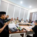 Erwin Turun Langsung Temui PKL Cicadas! Satgas Yustisi Ubah Total Cara Penegakan Perda