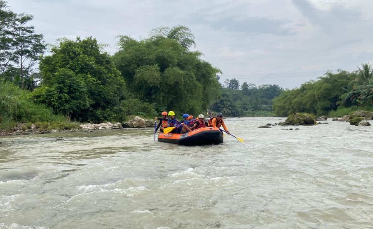 Pemuda Hilang di Sungai Cileungsi Ditemukan Tewas Setelah 3 Hari Pencarian Pemuda Hilang di Sungai Cileungsi Ditemukan Tewas Setelah 3 Hari Pencarian