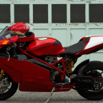 Jangan Sampai Dicuri! Ini 7 Tips Simpan Barang Berharga di Motor yang Aman dan Efektif!