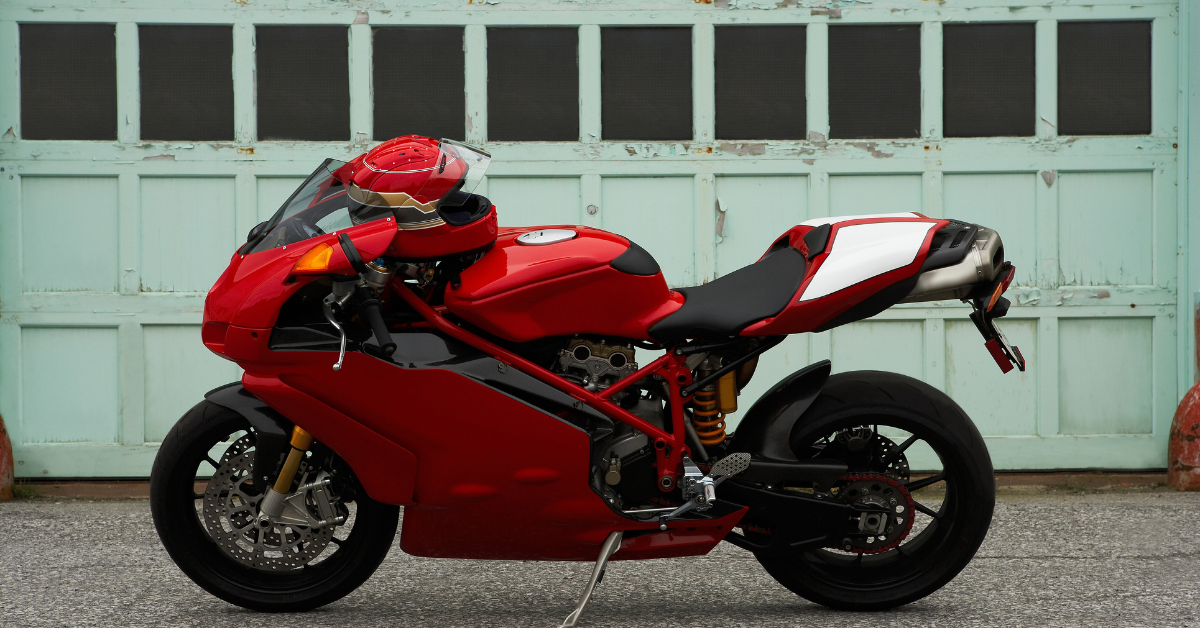 Jangan Sampai Dicuri! Ini 7 Tips Simpan Barang Berharga di Motor yang Aman dan Efektif! Jangan Sampai Dicuri! Ini 7 Tips Simpan Barang Berharga di Motor yang Aman dan Efektif!
