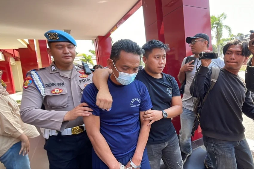 Perampokan Arjasari Bandung Digagalkan Warga, 2 Pelaku Ditangkap Perampokan Arjasari Bandung Digagalkan Warga, 2 Pelaku Ditangkap