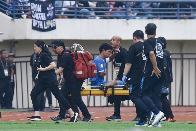 Bukti Piala Presiden Selalu Makan Korban di Tubuh Persib Bukti Piala Presiden Selalu Makan Korban di Tubuh Persib