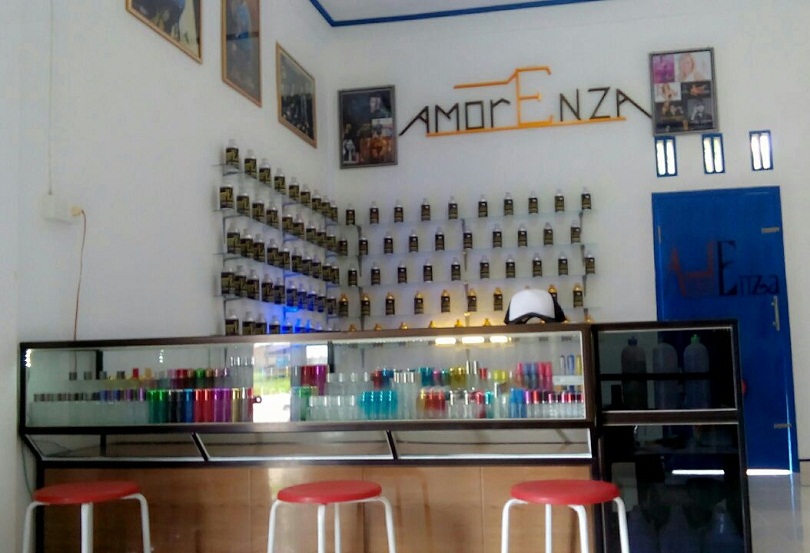Usaha Isi Ulang Parfum Bandung – Peluang Tren Bisnis Mahasiswa & Toko Kecil Usaha Isi Ulang Parfum Bandung – Peluang Tren Bisnis Mahasiswa & Toko Kecil