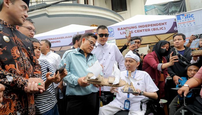Industri Kreatif Bandung Melonjak: Farhan Luncurkan Arsip Resmi Kekayaan Intelektual Industri Kreatif Bandung Melonjak: Farhan Luncurkan Arsip Resmi Kekayaan Intelektual