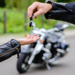 Cara Aman Transaksi Jual Beli Motor yang Wajib Kamu Tahu