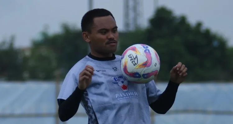 Saddil Ramdani Sudah 80 Persen Pulih! Persib Bandung Siap Punya Senjata Rahasia? Saddil Ramdani Sudah 80 Persen Pulih! Persib Bandung Siap Punya Senjata Rahasia?