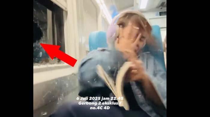 Terungkap! Korban Lain Lemparan Batu di Kereta Sancaka Alami Luka Lebih Serius dari Widya Terungkap! Korban Lain Lemparan Batu di Kereta Sancaka Alami Luka Lebih Serius dari Widya