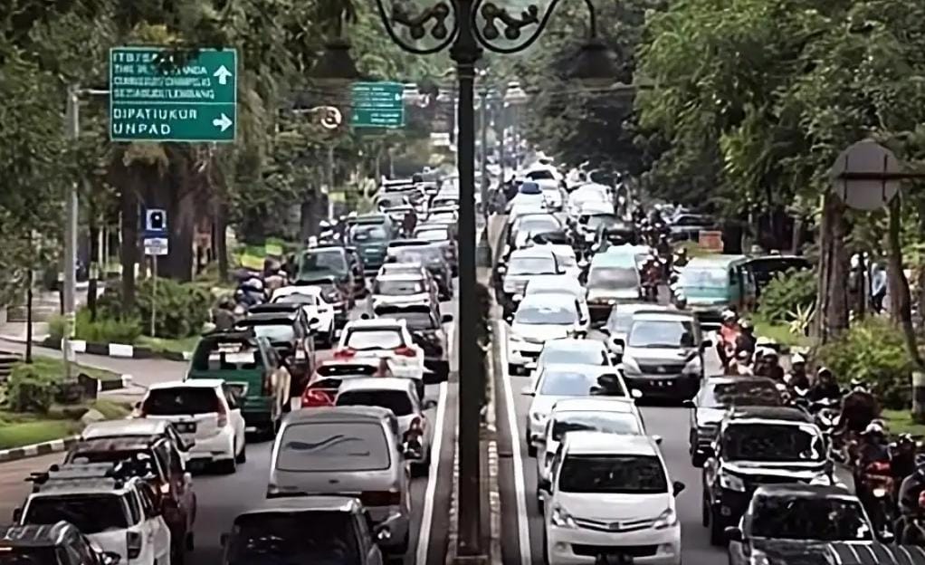 Pemkot Bandung Reliabilitas Transportasi Jadi Strategi Atasi Kemacetan Kota Pemkot Bandung Reliabilitas Transportasi Jadi Strategi Atasi Kemacetan Kota