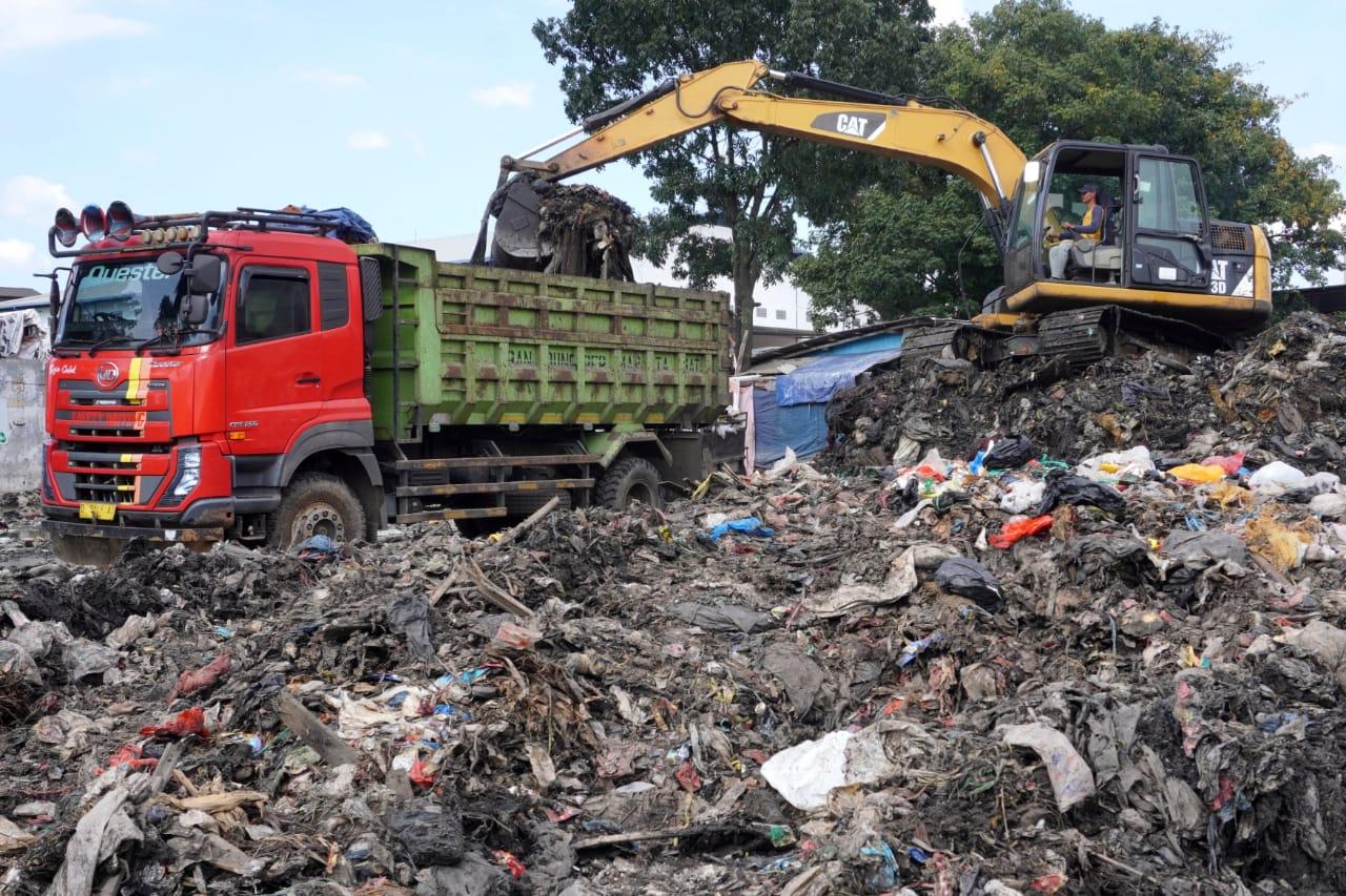 TPS Pasar Induk Gedebage Olah 15 Ton Sampah Per Hari, Ubah Masalah Jadi Peluang Ekonomi TPS Pasar Induk Gedebage Olah 15 Ton Sampah Per Hari, Ubah Masalah Jadi Peluang Ekonomi