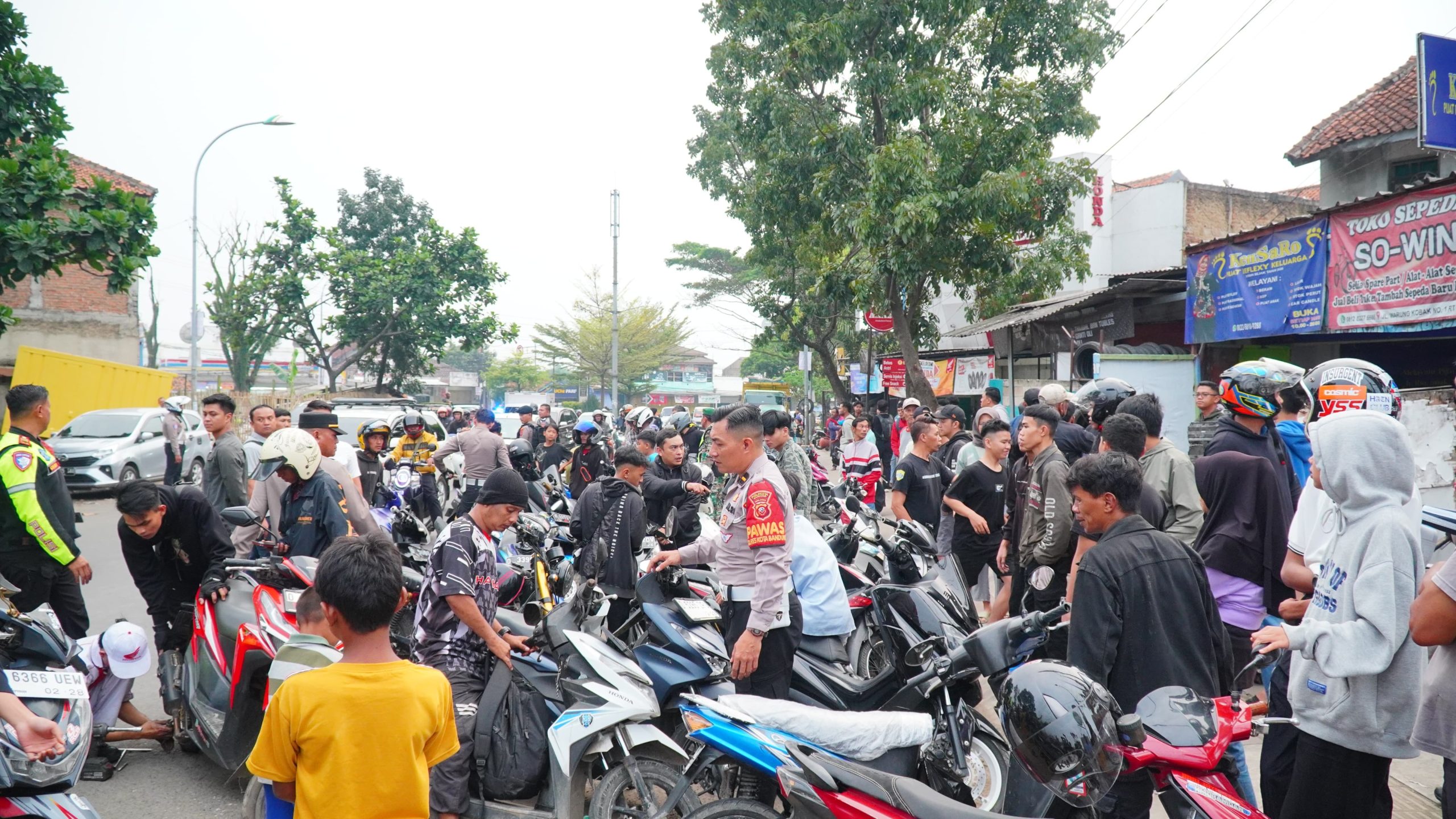 Razia Knalpot Brong Bandung Diperketat, Polrestabes Dukung Langkah Gubernur Jabar Razia Knalpot Brong Bandung Diperketat, Polrestabes Dukung Langkah Gubernur Jabar
