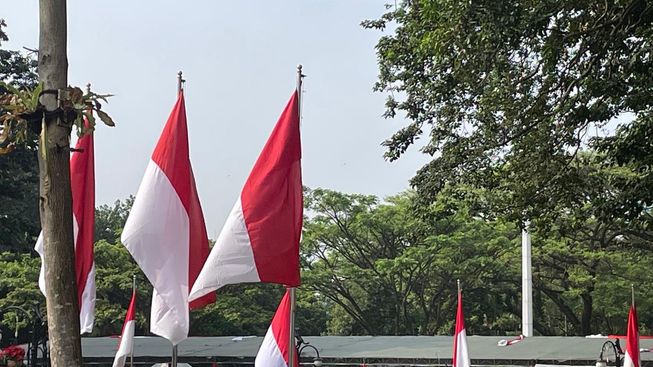 Bendera Merah Putih 17 Agustus Diimbau Jadi Satu-Satunya Simbol Resmi di Bandung Bendera Merah Putih 17 Agustus Diimbau Jadi Satu-Satunya Simbol Resmi di Bandung