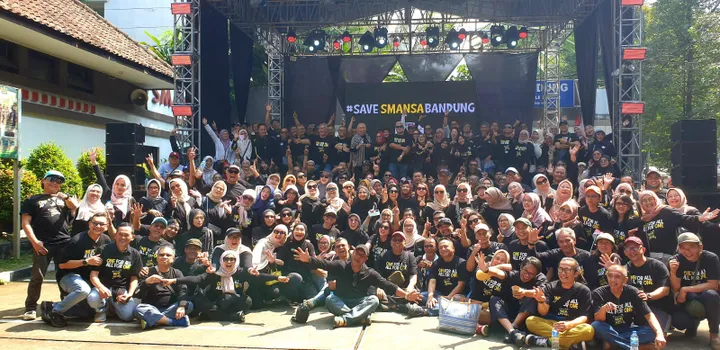 Alumni Smansa Serukan Kemerdekaan dari Sengketa Lahan Alumni Smansa Serukan Kemerdekaan dari Sengketa Lahan