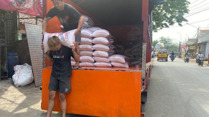 Pasar Margahayu Tetap Punya Stok Beras di Tengah Isu Kelangkaan