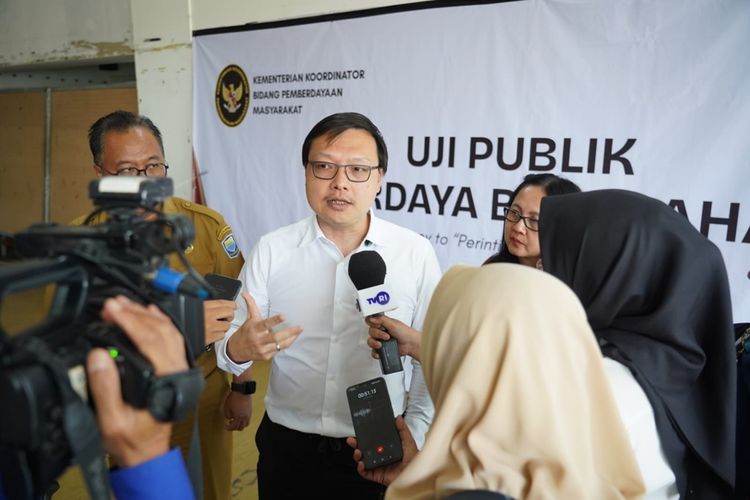 Kemenko PM Uji Publik Program ‘Berdaya Berusaha’ di Bandung Kemenko PM Uji Publik Program ‘Berdaya Berusaha’ di Bandung