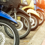 Wajib Tahu! Cara Aman Parkir Motor di Bandung