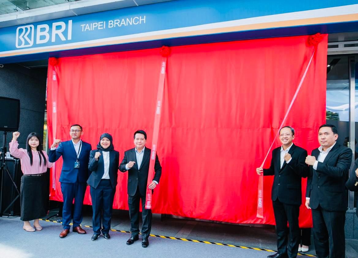 BRI Taipei Teman Seperjuangan PMI Resmi Dibuka, Layani 360 Ribu Pekerja Migran Indonesia di Taiwan BRI Taipei Teman Seperjuangan PMI Resmi Dibuka, Layani 360 Ribu Pekerja Migran Indonesia di Taiwan