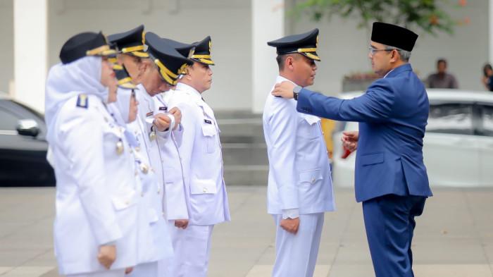Kadispora Bandung Diganti, Eddy Marwoto Dicopot Usai Kasus Korupsi Hibah Kadispora Bandung Diganti, Eddy Marwoto Dicopot Usai Kasus Korupsi Hibah