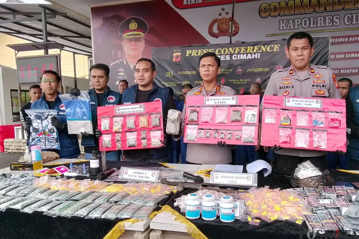 Polres Cimahi Ungkap Kasus Narkoba, 31 Tersangka Diringkus dalam Dua Pekan Polres Cimahi Ungkap Kasus Narkoba, 31 Tersangka Diringkus dalam Dua Pekan