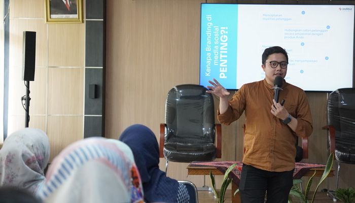 Telkom Indibiz Bantu Percepat Digitalisasi UKM Bandung Lewat Pelatihan Cicendo Telkom Indibiz Bantu Percepat Digitalisasi UKM Bandung Lewat Pelatihan Cicendo