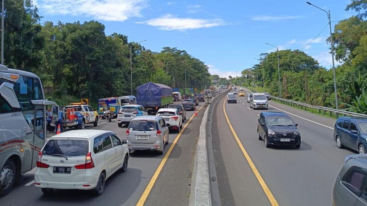 Trik Ampuh Supaya Gak Terjebak Macet Arus Balik Bandung Trik Ampuh Supaya Gak Terjebak Macet Arus Balik Bandung