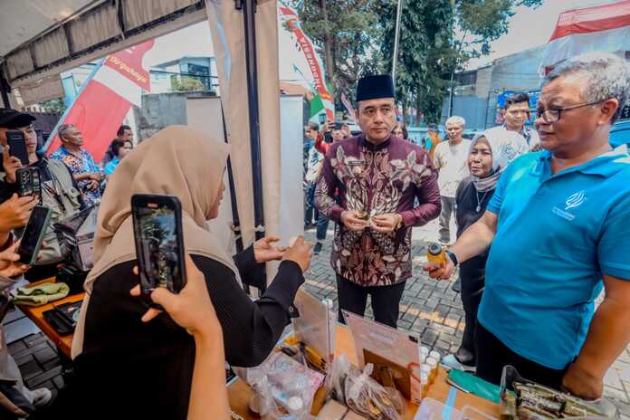 UMKM Center Bandung Hadir di 30 Kecamatan, Atasi Pengangguran dan Dongkrak Wisata Lokal UMKM Center Bandung Hadir di 30 Kecamatan, Atasi Pengangguran dan Dongkrak Wisata Lokal