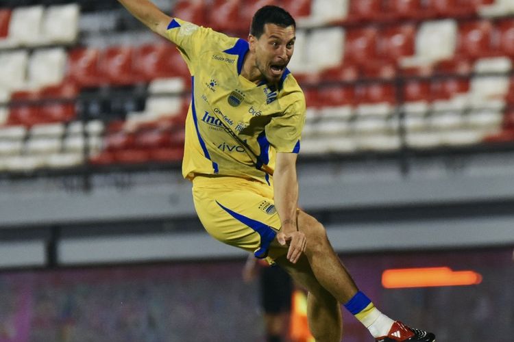 Persita Naik Klasemen Usai Taklukkan Persib Bandung 2-1 Persita Naik Klasemen Usai Taklukkan Persib Bandung 2-1