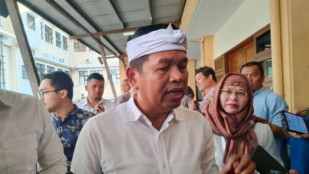 Peringatan Keras Terhadap MBG! Dedi Mulyadi Panggil Kepala BGN, Minta 3 Program MBG di Jabar Dievaluasi Total Peringatan Keras Terhadap MBG! Dedi Mulyadi Panggil Kepala BGN, Minta 3 Program MBG di Jabar Dievaluasi Total