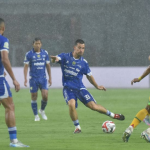 Debut Thom Haye Persib Bandung, Professor Nikmati Sambutan Hangat Bobotoh di GBLA