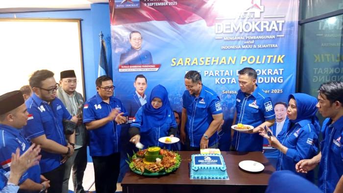 Demokrat Bandung Peringati HUT ke-24 Tanpa Euforia Demokrat Bandung Peringati HUT ke-24 Tanpa Euforia