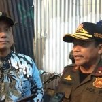 Reklame Ilegal Bandung Ditertibkan, Bando di Jalan Riau Dibongkar Pemkot