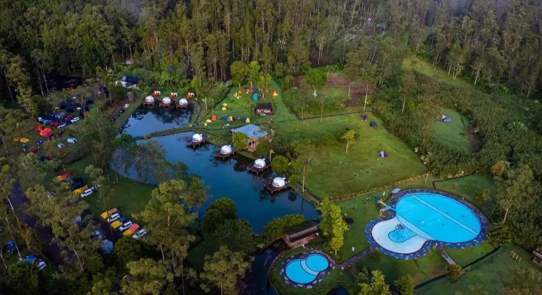 Ciater Hot Spring: Destinasi Pemandian Air Panas Ikonik Bandung Ciater Hot Spring: Destinasi Pemandian Air Panas Ikonik Bandung