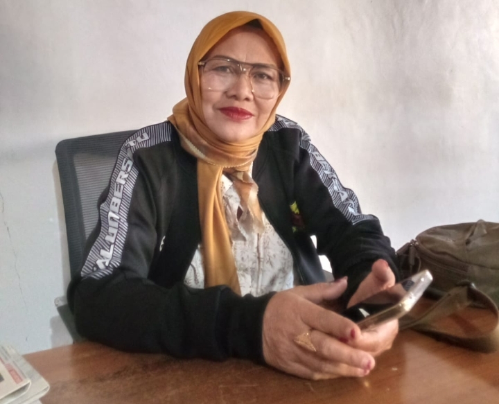 Kades Talun Euis Tuti Rendah Hati Meski Berhasil Bangun Desa Kades Talun Euis Tuti Rendah Hati Meski Berhasil Bangun Desa