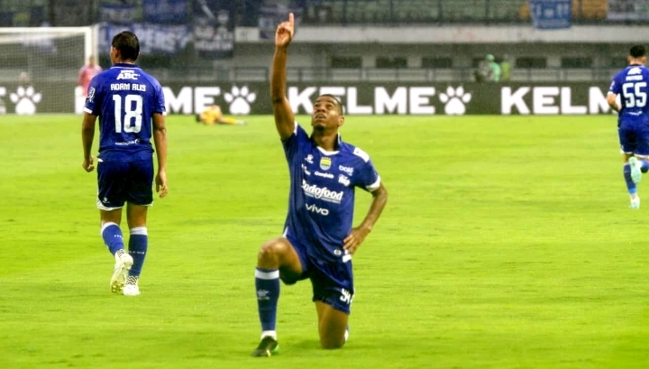 Persib Bandung vs Lion City Sailors di ACL 2 2025: Ujian Berat Maung Bandung di GBLA Persib Bandung vs Lion City Sailors di ACL 2 2025: Ujian Berat Maung Bandung di GBLA