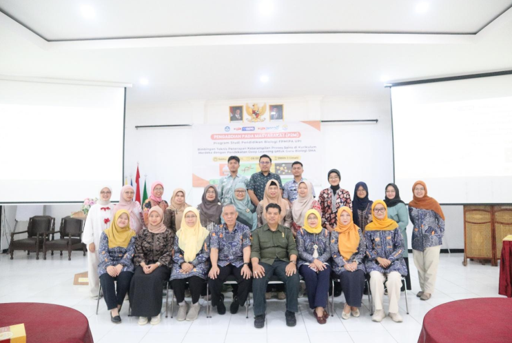 Pelatihan Deep Learning Biologi: Guru MGMP Cimahi Perkuat Keterampilan Proses Sains bersama UPI Pelatihan Deep Learning Biologi: Guru MGMP Cimahi Perkuat Keterampilan Proses Sains bersama UPI