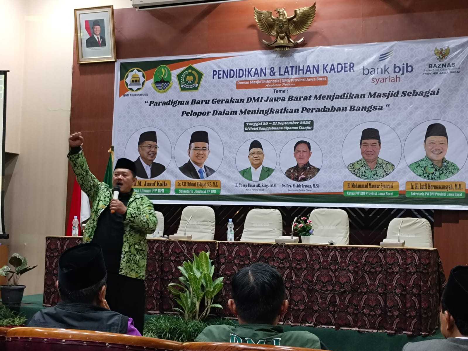 DMI Jabar Dorong Masjid Jadi Pusat Peradaban Baru Bangsa DMI Jabar Dorong Masjid Jadi Pusat Peradaban Baru Bangsa