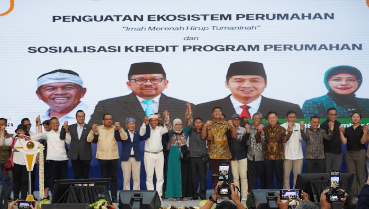 bank bjb Dukung Program Imah Merenah Hirup Tumaninah, Perkuat Ekosistem Perumahan bank bjb Dukung Program Imah Merenah Hirup Tumaninah, Perkuat Ekosistem Perumahan
