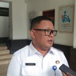 DLH Bandung Imbau Warga Hindari Buang Sampah Besar di Sungai Bandung