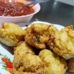 Perkedel Bondon Bandung yang Bikin Orang Antre