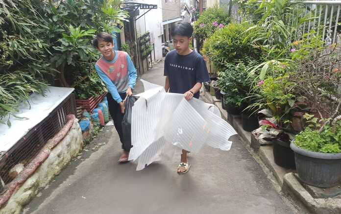 RW Kawasan Bebas Sampah Bandung Jadi Garda Depan Program, Dapat Dana Rp200 Juta RW Kawasan Bebas Sampah Bandung Jadi Garda Depan Program, Dapat Dana Rp200 Juta