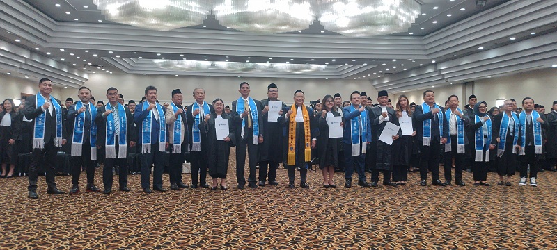 Otto Hasibuan Tekankan Advokat Peradi Wajib Tingkatkan Kualitas dan Jaga Etika Profesi Otto Hasibuan Tekankan Advokat Peradi Wajib Tingkatkan Kualitas dan Jaga Etika Profesi