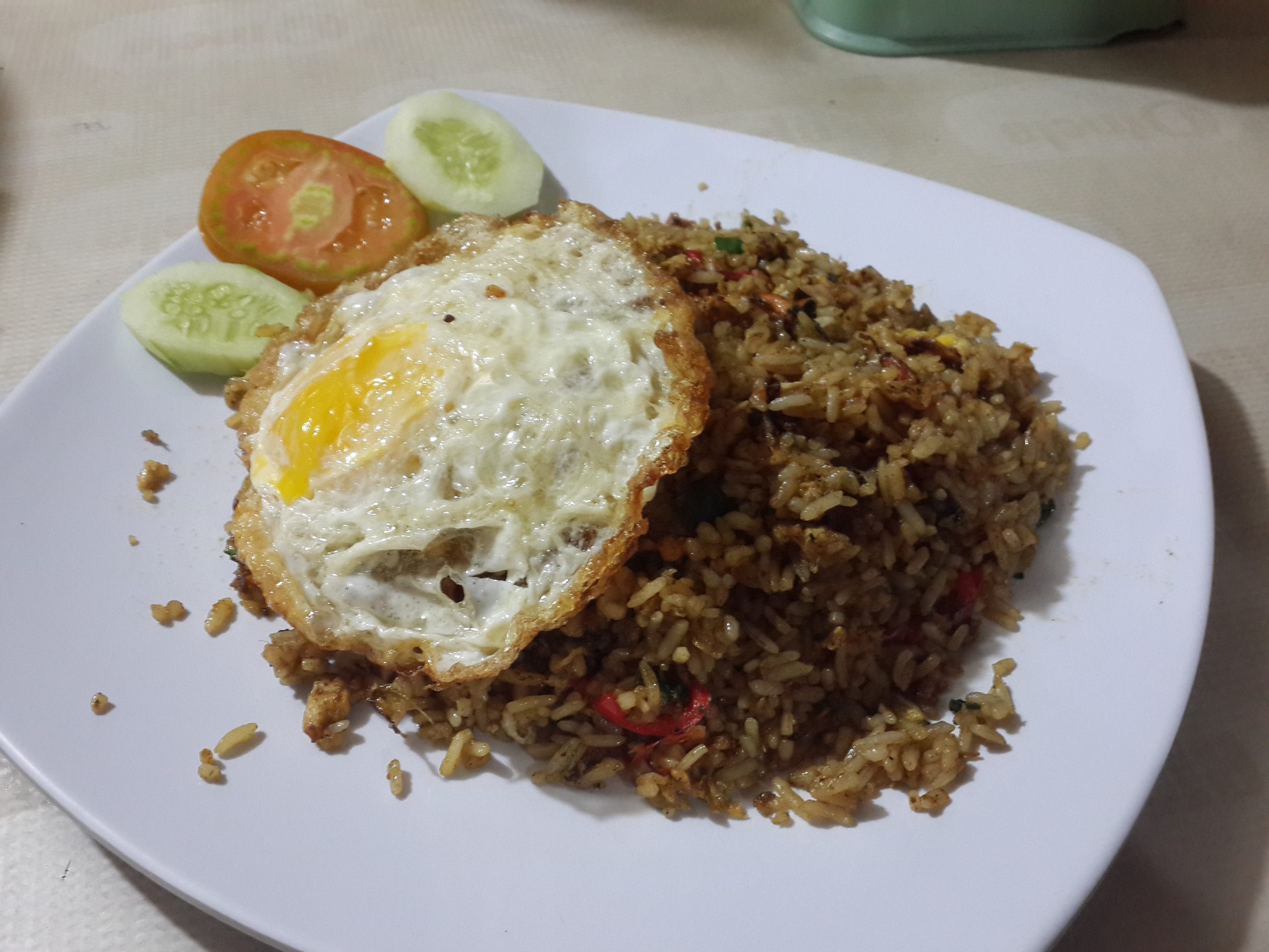 Kenapa Semua Orang Berebut di Nasi Goreng Aeps Bandung