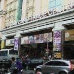 Pasar Baru Bandung Kalah Saing dengan Online Shop?