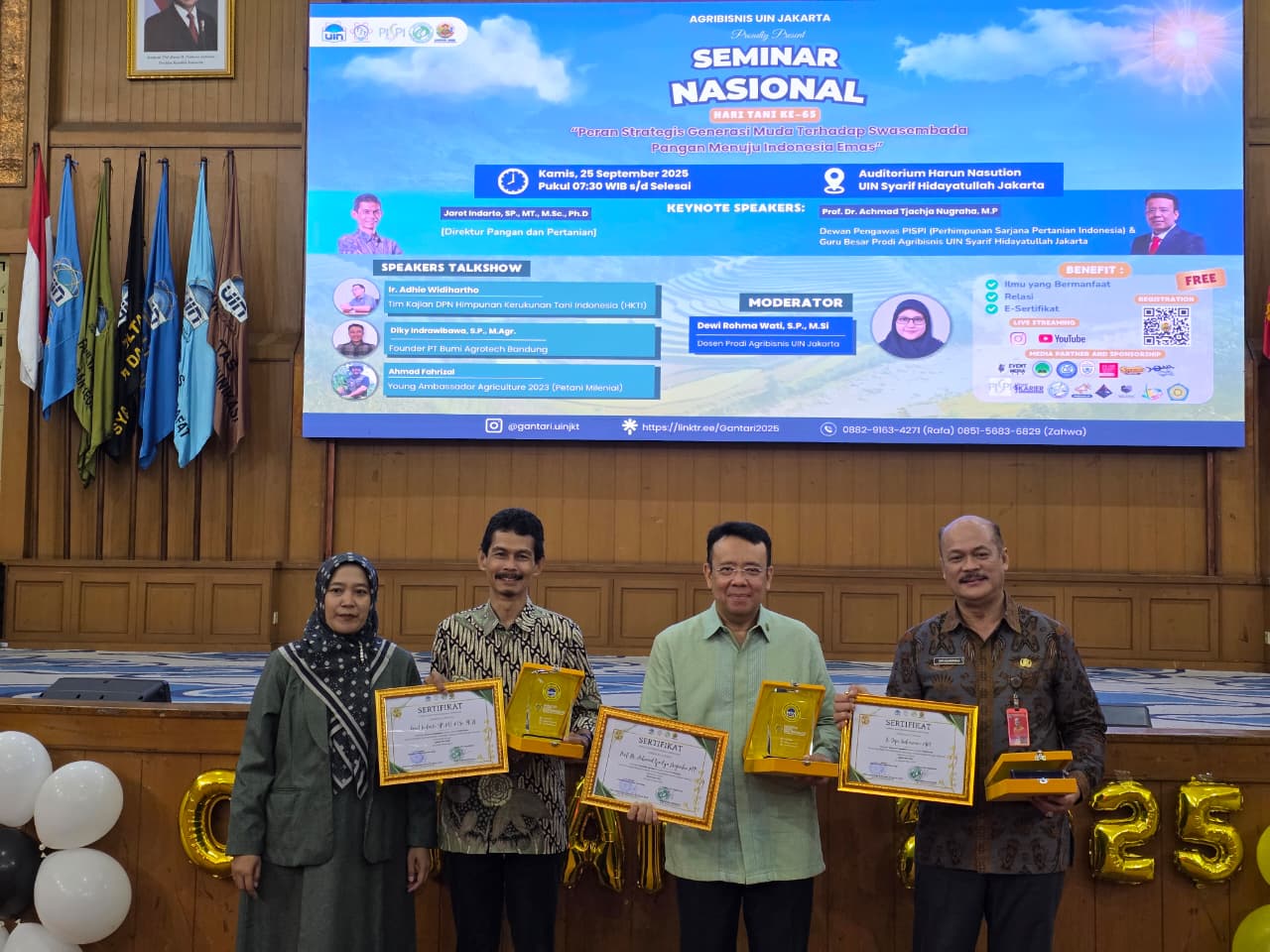 Hari Tani ke 65: Momentum Petani Bangkitkan Modal Sosial untuk Atasi Kemiskinan Hari Tani ke 65: Momentum Petani Bangkitkan Modal Sosial untuk Atasi Kemiskinan