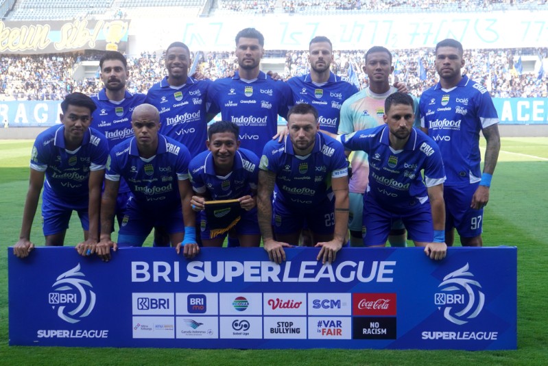 Persib Bandung vs Persis Solo: Duel Panas di GBLA, Prediksi Line Up dan Siaran Langsung Indosiar Malam Ini Persib Bandung vs Persis Solo: Duel Panas di GBLA, Prediksi Line Up dan Siaran Langsung Indosiar Malam Ini